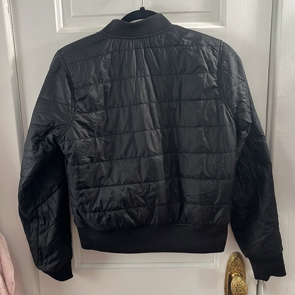Lululemon reversible non-stop bomber insulated - Picture 5 of 9
